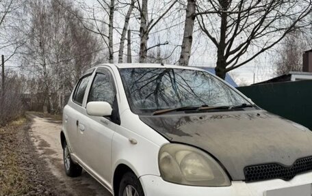 Toyota Vitz, 2000 год, 185 000 рублей, 1 фотография