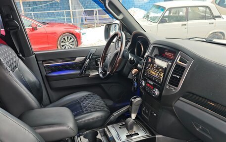 Mitsubishi Pajero IV, 2020 год, 4 000 000 рублей, 5 фотография