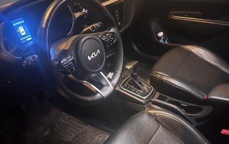 KIA Rio IV, 2022 год, 1 850 000 рублей, 8 фотография