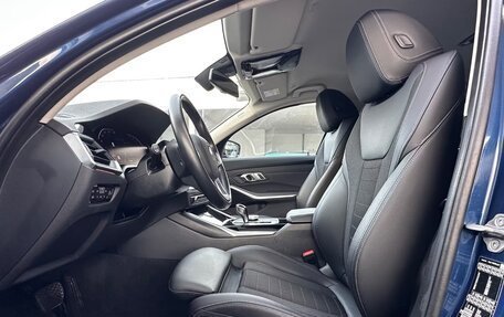 BMW 3 серия, 2022 год, 3 950 000 рублей, 9 фотография