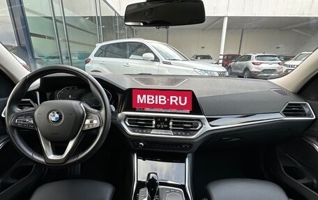 BMW 3 серия, 2022 год, 3 950 000 рублей, 10 фотография