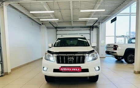 Toyota Land Cruiser Prado 150 рестайлинг 2, 2013 год, 3 199 999 рублей, 9 фотография