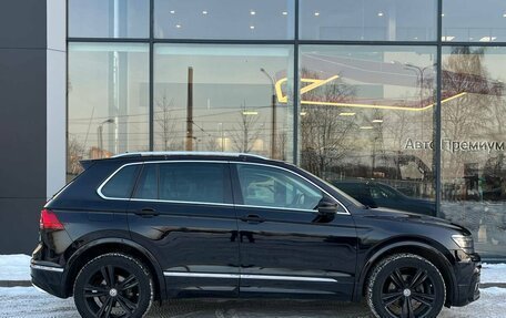 Volkswagen Tiguan II, 2019 год, 2 299 000 рублей, 4 фотография