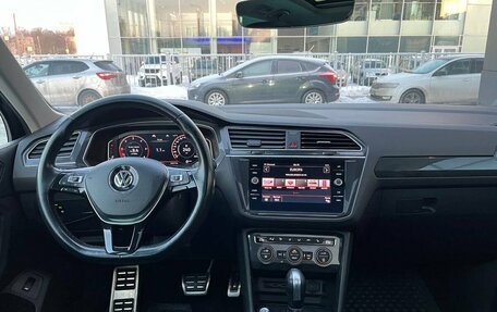 Volkswagen Tiguan II, 2019 год, 2 299 000 рублей, 16 фотография