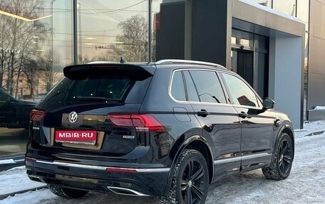 Volkswagen Tiguan II, 2019 год, 2 299 000 рублей, 5 фотография