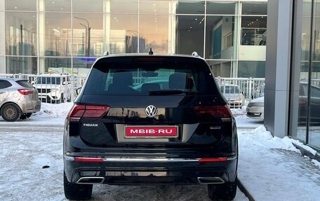 Volkswagen Tiguan II, 2019 год, 2 299 000 рублей, 6 фотография