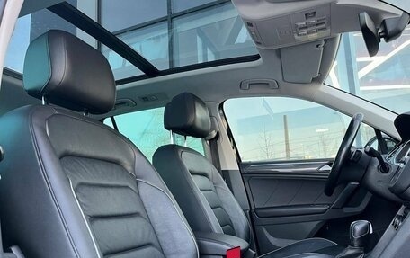 Volkswagen Tiguan II, 2019 год, 2 299 000 рублей, 11 фотография