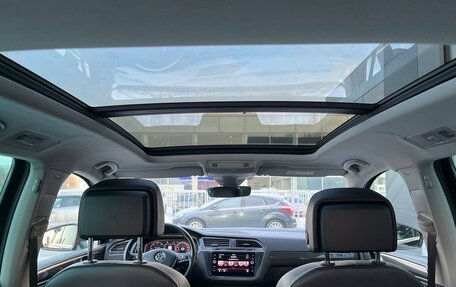 Volkswagen Tiguan II, 2019 год, 2 299 000 рублей, 27 фотография