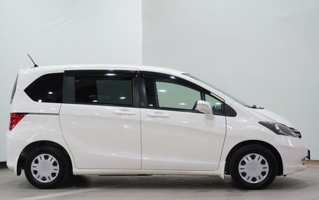 Honda Freed I, 2011 год, 990 000 рублей, 5 фотография
