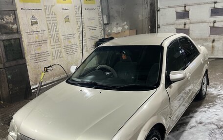 Mazda Familia, 1999 год, 230 000 рублей, 2 фотография