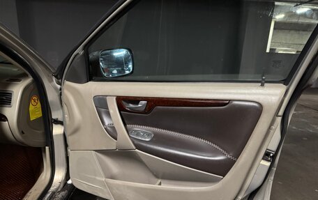 Volvo V70 III рестайлинг, 2001 год, 635 000 рублей, 33 фотография