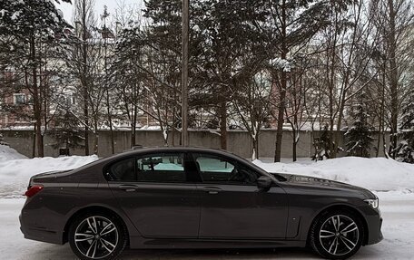 BMW 7 серия, 2020 год, 7 100 000 рублей, 2 фотография