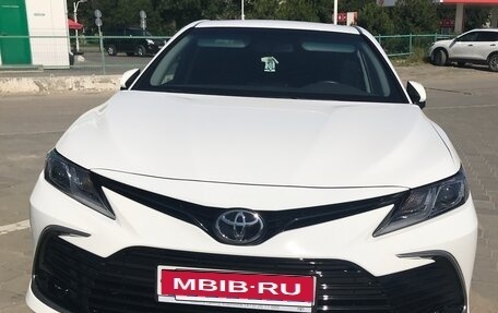 Toyota Camry, 2021 год, 2 950 000 рублей, 3 фотография