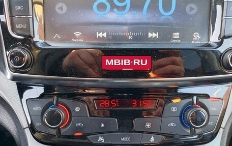 Haval H6, 2017 год, 1 200 000 рублей, 11 фотография