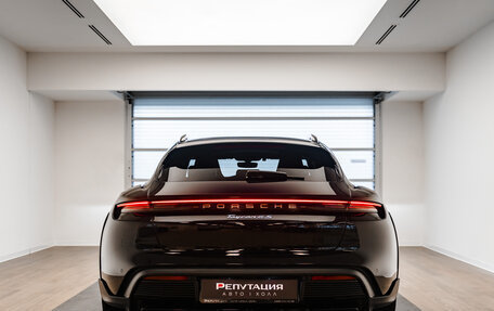 Porsche Taycan I, 2023 год, 11 900 000 рублей, 5 фотография