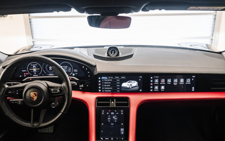 Porsche Taycan I, 2023 год, 11 900 000 рублей, 10 фотография