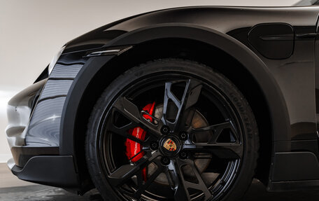 Porsche Taycan I, 2023 год, 11 900 000 рублей, 7 фотография