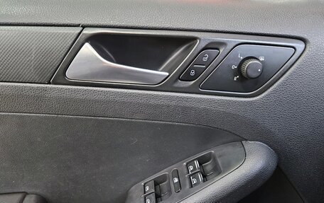 Volkswagen Jetta VI, 2014 год, 985 000 рублей, 15 фотография