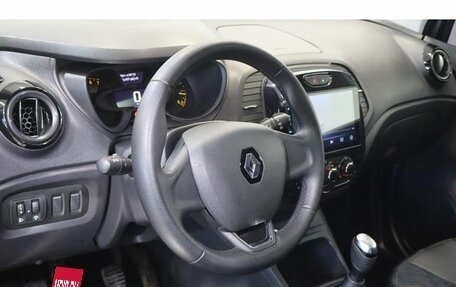 Renault Kaptur I рестайлинг, 2017 год, 1 266 000 рублей, 6 фотография