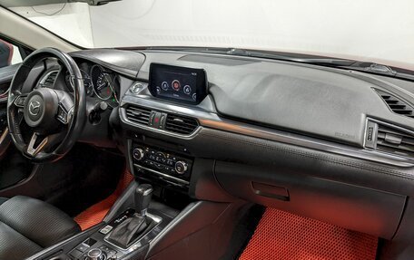 Mazda 6, 2017 год, 1 850 000 рублей, 19 фотография