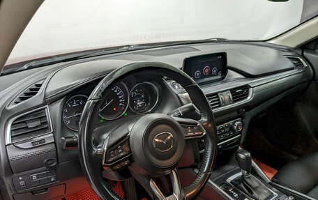 Mazda 6, 2017 год, 1 850 000 рублей, 13 фотография