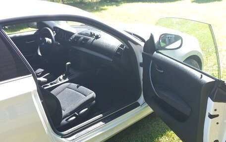 BMW 1 серия, 2011 год, 850 000 рублей, 8 фотография