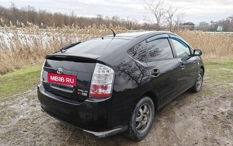 Toyota Prius, 2008 год, 900 000 рублей, 4 фотография