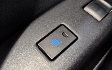 Toyota RAV4, 2016 год, 2 390 000 рублей, 25 фотография