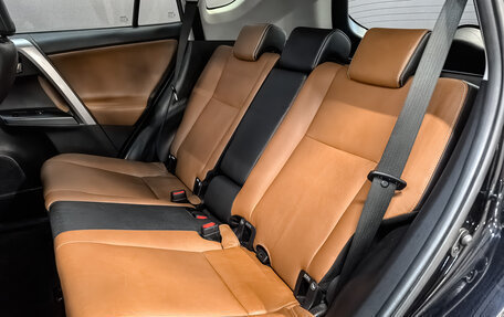 Toyota RAV4, 2016 год, 2 390 000 рублей, 18 фотография