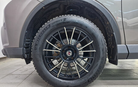 Toyota RAV4, 2019 год, 2 750 000 рублей, 12 фотография