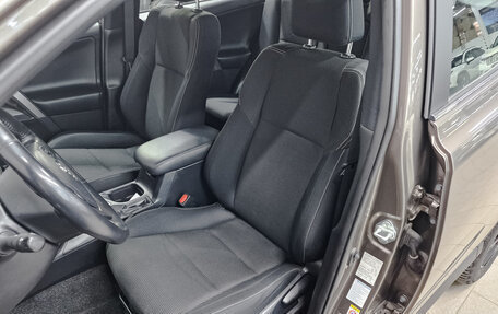 Toyota RAV4, 2019 год, 2 750 000 рублей, 20 фотография