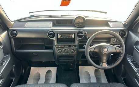 Toyota bB I рестайлинг, 2000 год, 399 999 рублей, 16 фотография