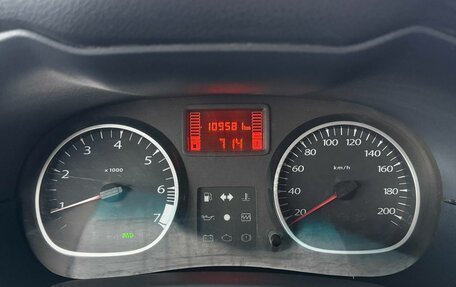 Renault Duster I рестайлинг, 2013 год, 810 000 рублей, 11 фотография