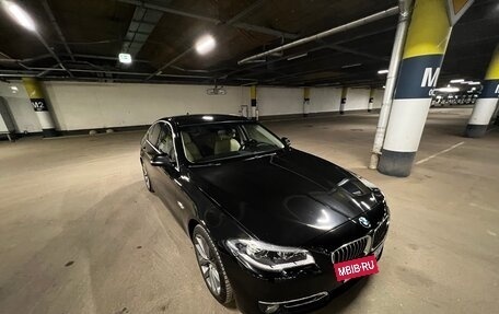 BMW 5 серия, 2016 год, 3 390 000 рублей, 4 фотография