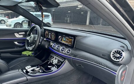 Mercedes-Benz E-Класс, 2017 год, 3 700 000 рублей, 20 фотография
