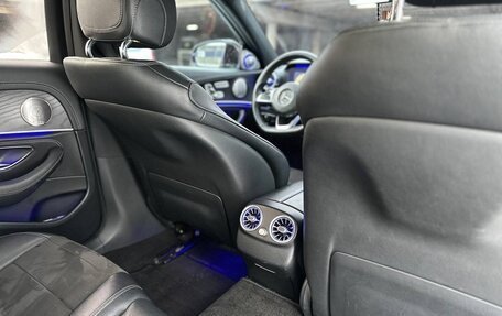 Mercedes-Benz E-Класс, 2017 год, 3 700 000 рублей, 21 фотография