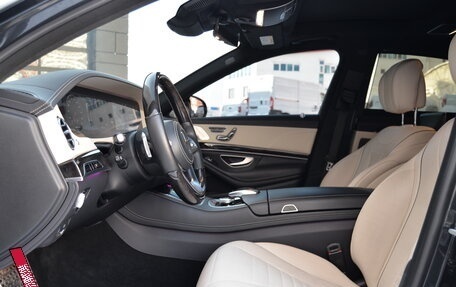 Mercedes-Benz S-Класс, 2017 год, 6 890 000 рублей, 28 фотография