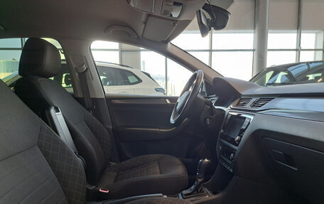 Skoda Rapid I, 2018 год, 1 600 000 рублей, 13 фотография