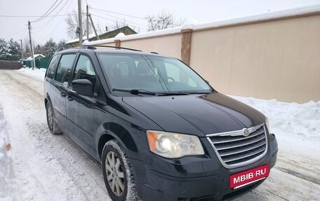Chrysler Voyager IV, 2008 год, 1 450 000 рублей, 3 фотография