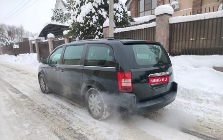 Chrysler Voyager IV, 2008 год, 1 450 000 рублей, 5 фотография