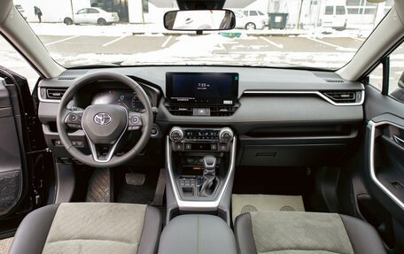 Toyota RAV4, 2025 год, 4 695 000 рублей, 16 фотография