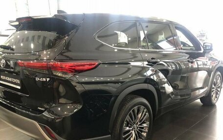 Toyota Highlander, 2025 год, 5 990 000 рублей, 4 фотография