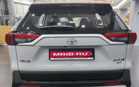 Toyota RAV4, 2025 год, 4 400 000 рублей, 8 фотография