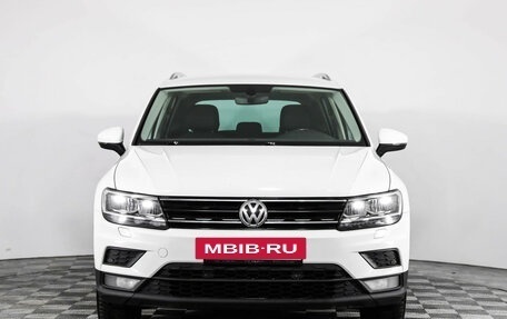 Volkswagen Tiguan II, 2018 год, 2 049 000 рублей, 2 фотография