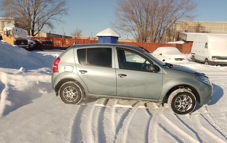 Renault Sandero I, 2010 год, 490 000 рублей, 4 фотография