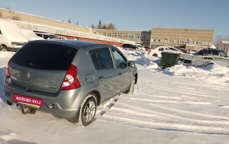 Renault Sandero I, 2010 год, 490 000 рублей, 3 фотография