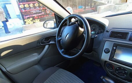 Ford Focus IV, 2004 год, 370 000 рублей, 3 фотография