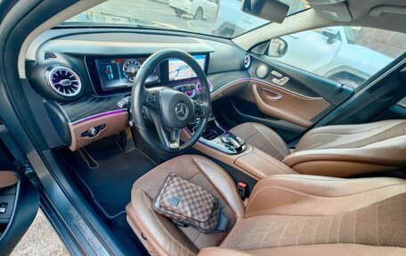 Mercedes-Benz E-Класс, 2016 год, 2 000 000 рублей, 11 фотография