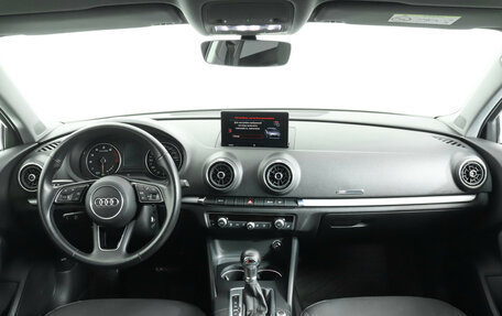 Audi A3, 2020 год, 2 370 000 рублей, 12 фотография