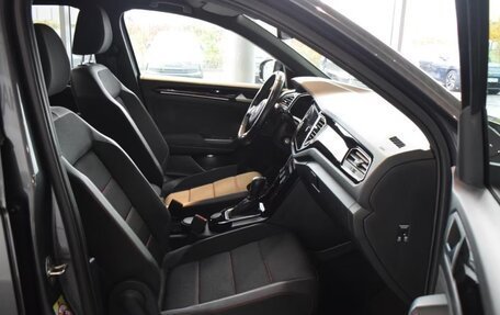 Volkswagen T-Roc I, 2021 год, 3 800 000 рублей, 15 фотография